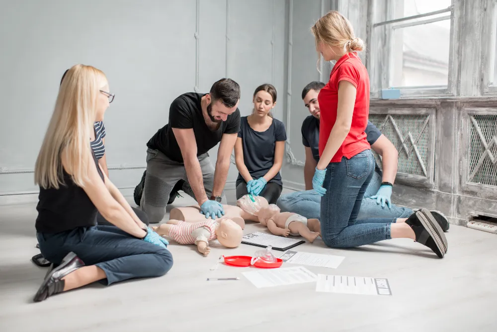 Wiederbelebung im Kurs | Erste Hilfe Neuss